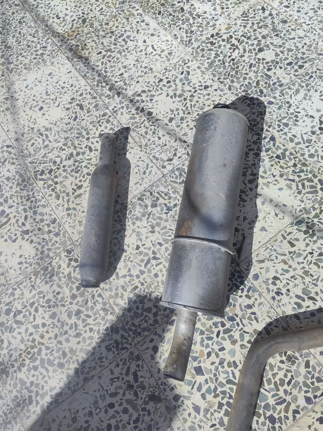 اگزوزبنزی بالوله وسط|قطعات یدکی و لوازم جانبی|زاهدان, |دیوار