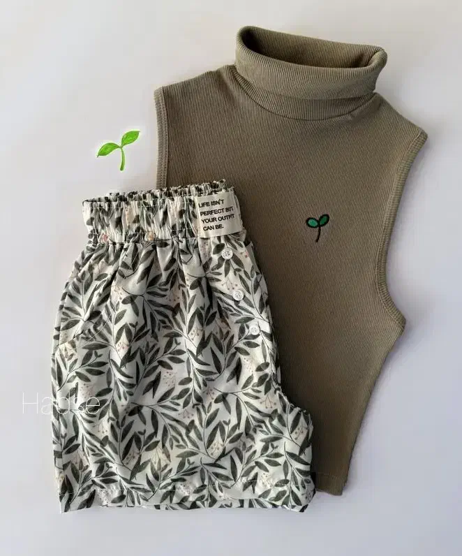 ست کراپ شلوارک|لباس|شیراز, کفترک|دیوار