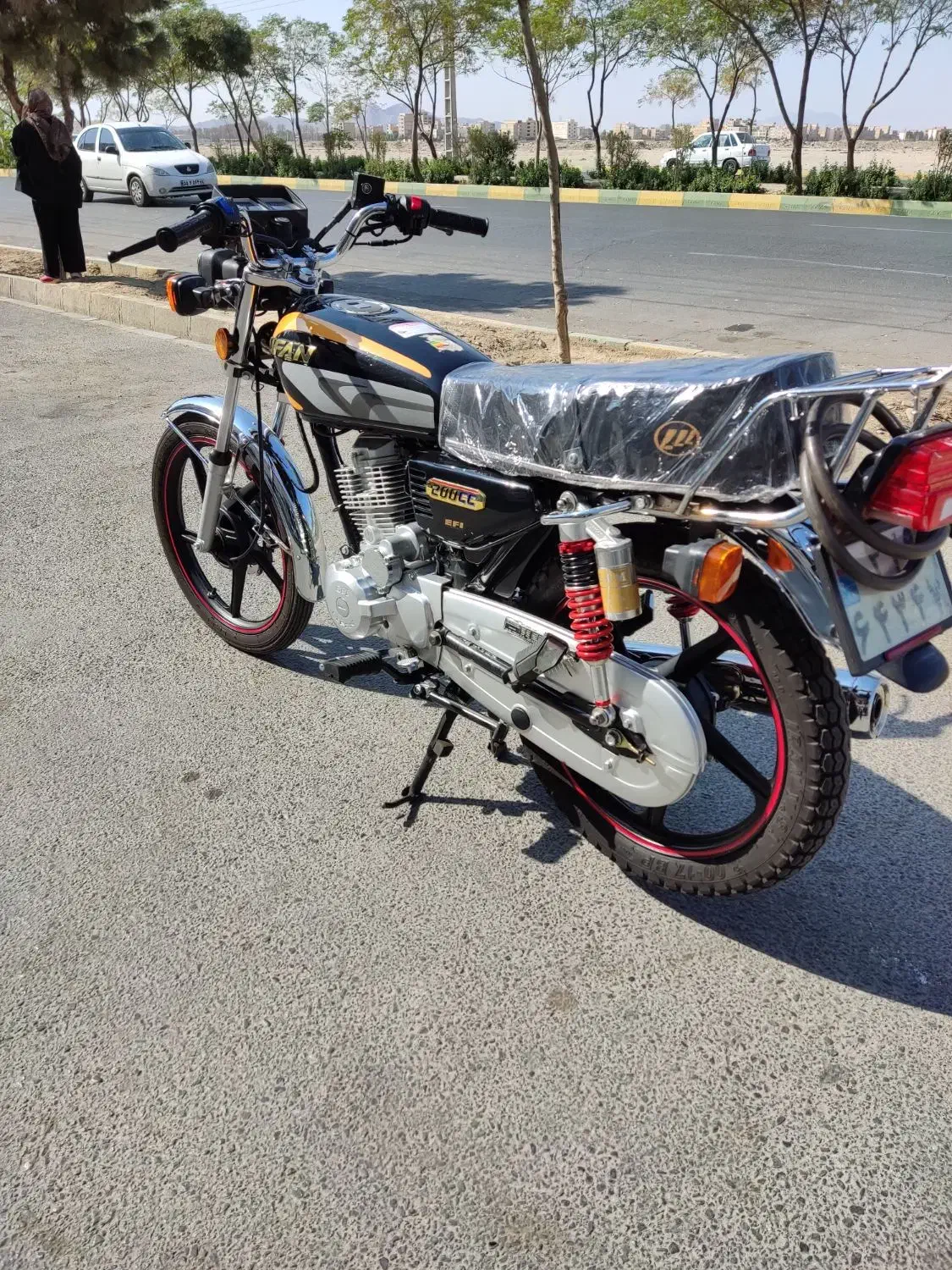هندا 200 لیفان|موتورسیکلت|تهران, دریاچه شهدای خلیج فارس|دیوار