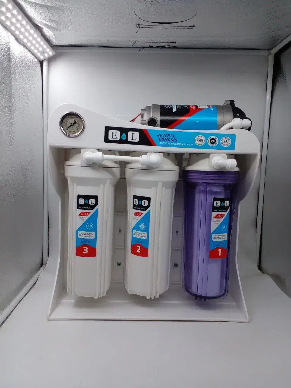 سرویس و نصب و تعمیر وفروش تصفیه آب خانگی|آب‌سردکن و تصفیه آب|بروجرد, |دیوار