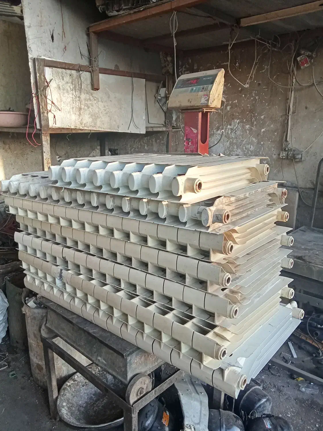 خرید ضایعات آهن کابینت کولر پکیج شوفاژ کتاب|عمدهفروشی|تهران, پاسداران|دیوار