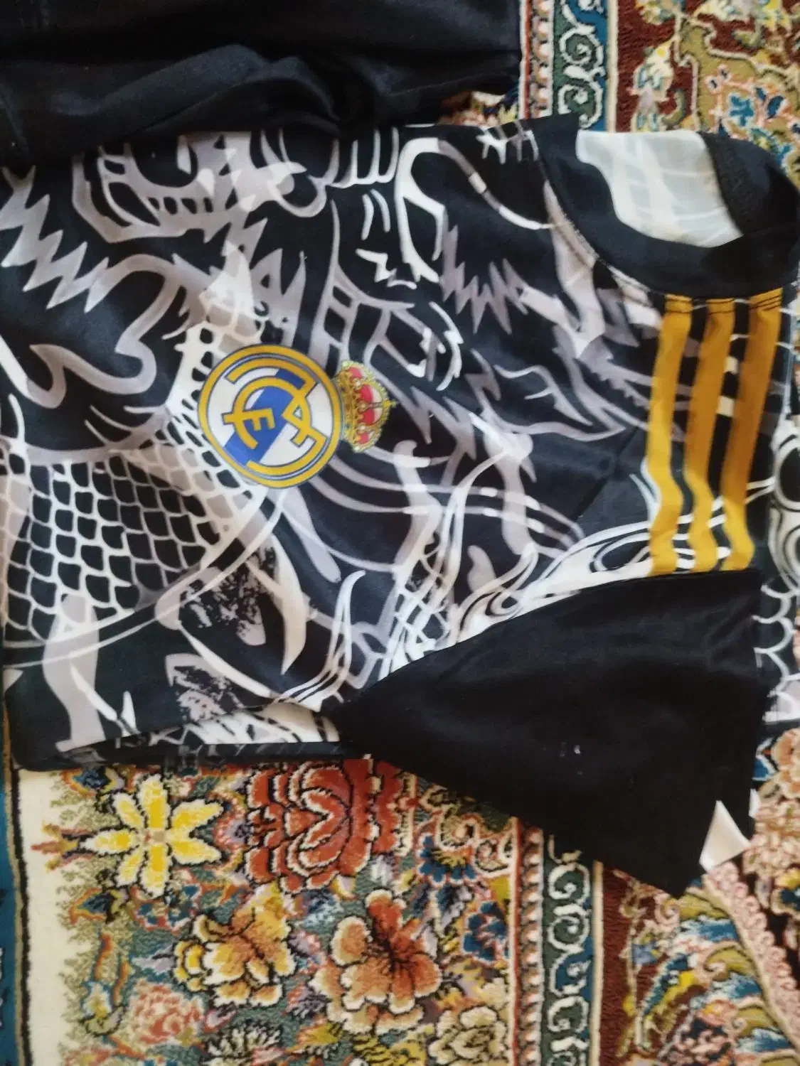 لباس ورزشی فوتبال امباپه 2025|ورزشهای توپی|قم, شاه سید علی|دیوار