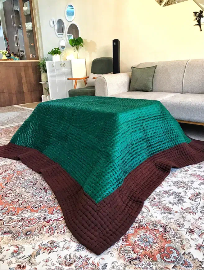 لحاف سنتی دو رو قدیمی دو عدد|رختخواب، بالش، پتو|همدان, |دیوار