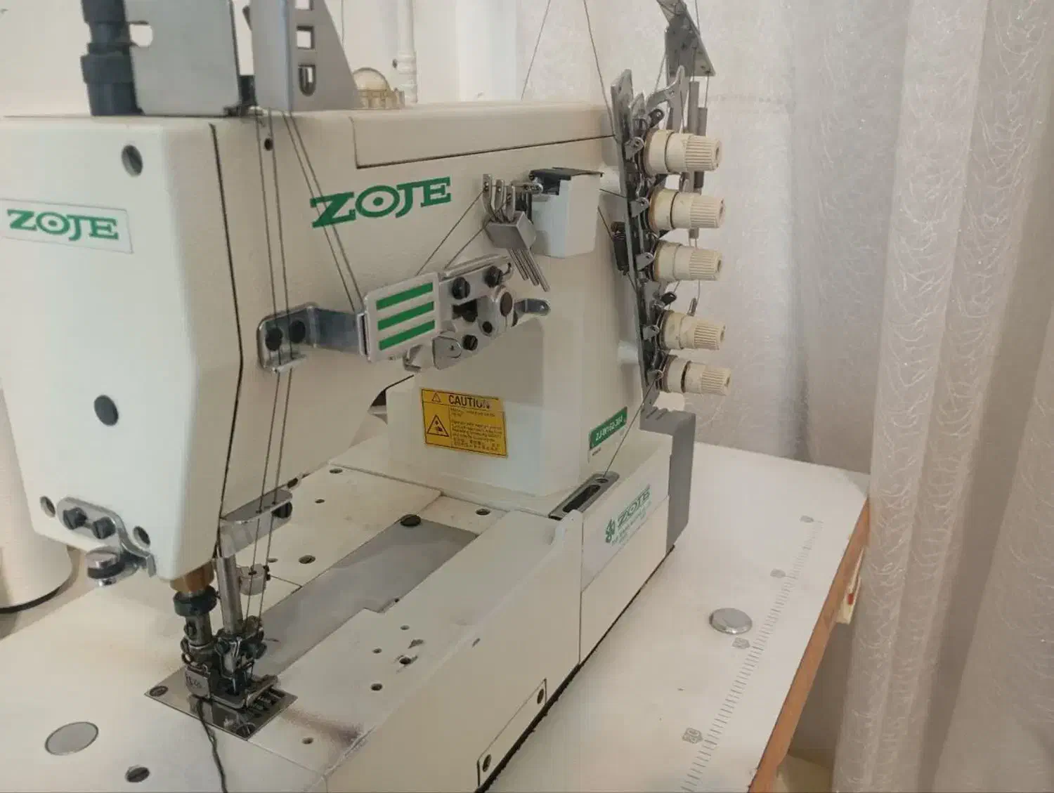 چرخ خیاطی میاندوز زوجی.|چرخ خیاطی و ریسندگی|فردوس (خراسان), |دیوار