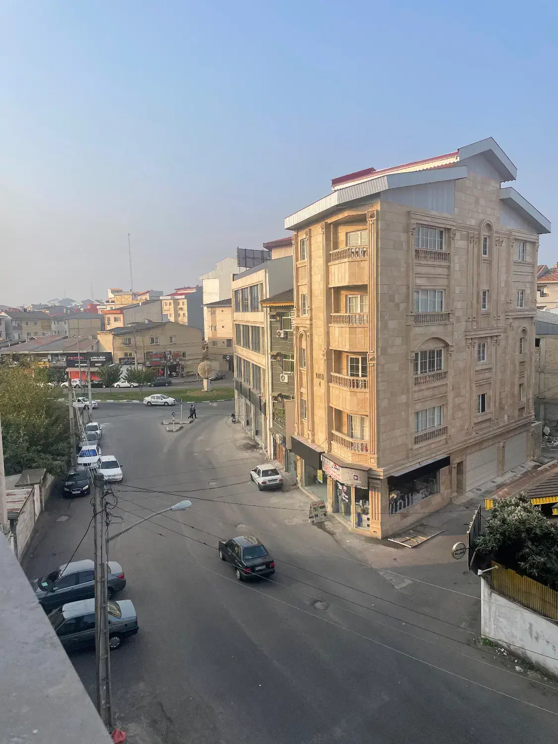 ساختمان آپارتمانی نو ساز|فروش آپارتمان|رشت, علی آباد|دیوار