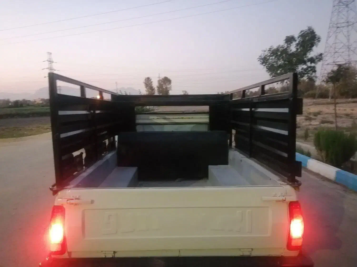 وانت پیکان مدل 86|خودرو سواری و وانت|خمینیشهر, |دیوار