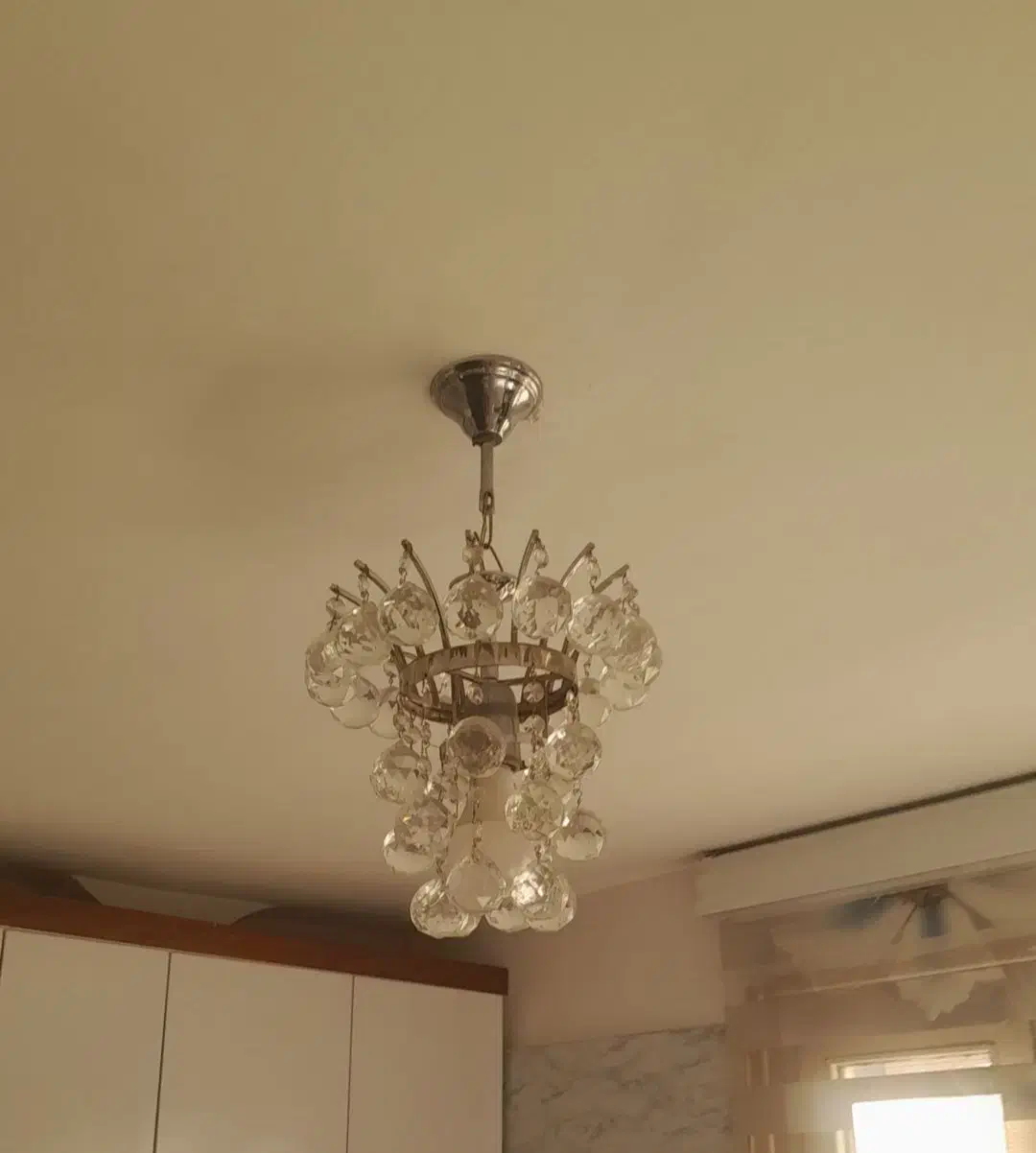 یک عدد لوستر|لوستر و چراغ آویز|کرج, شهرک جهان آرا|دیوار