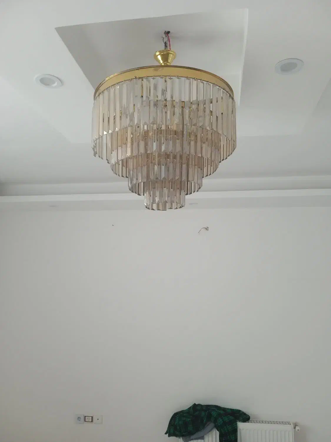 لوستر|لوستر و چراغ آویز|شیروان (خراسان), |دیوار