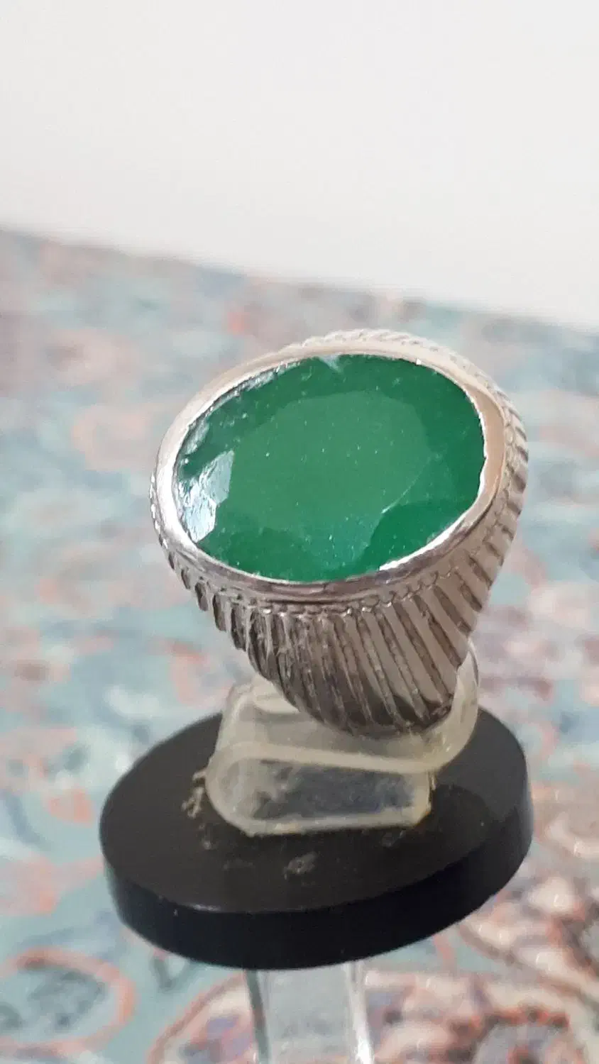 انگشتر زمرد ۵ قیراطی|جواهرات|تهران, لویزان|دیوار