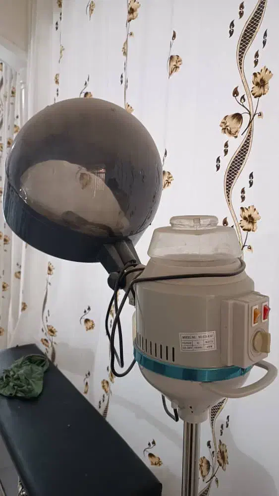 وسایل اریشگرس|آرایشگاه و سالن‌های زیبایی|بندر دیر, |دیوار