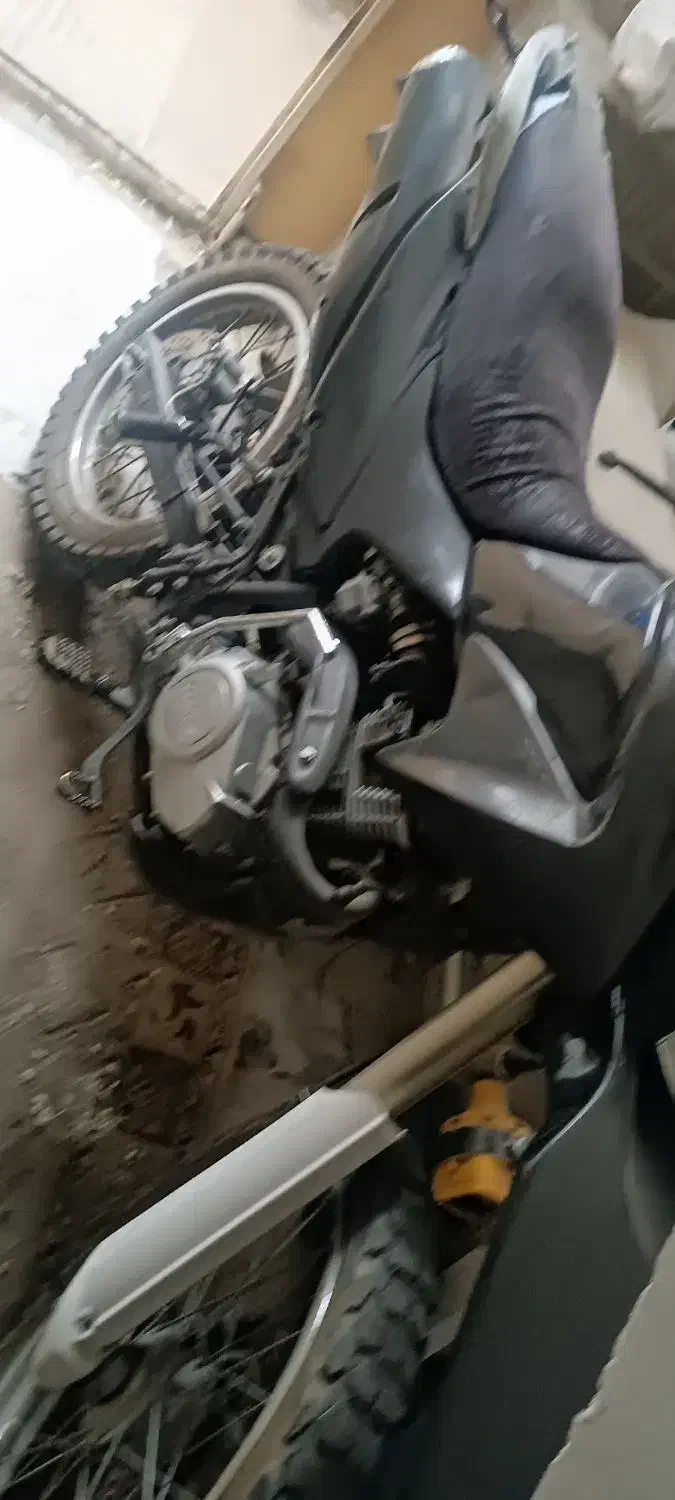 mkz200|موتورسیکلت|رباط‌کریم, رباط‌کریم|دیوار