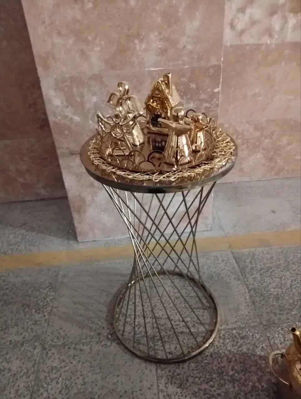 میز|مجسمه، تندیس، ماکت|قم, پردیسان|دیوار