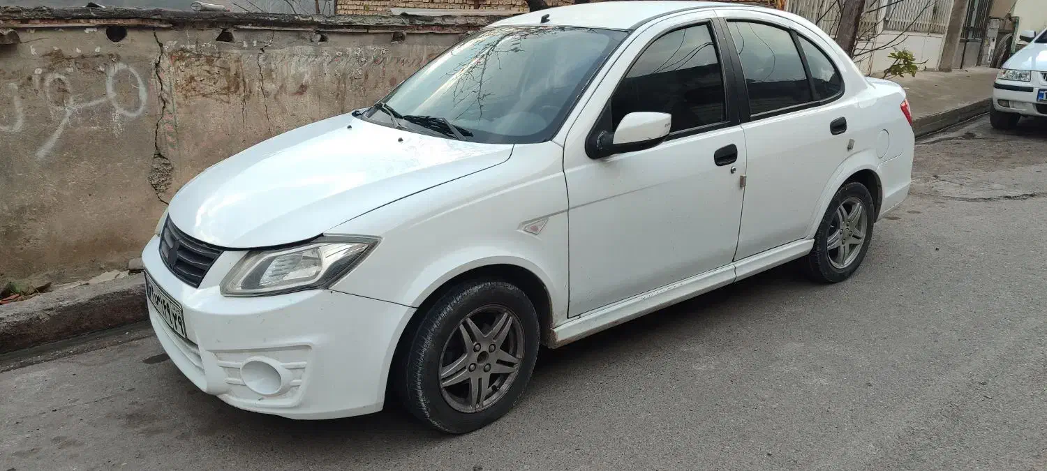 ساینا مدل ۹۶|خودرو سواری و وانت|پاوه, |دیوار