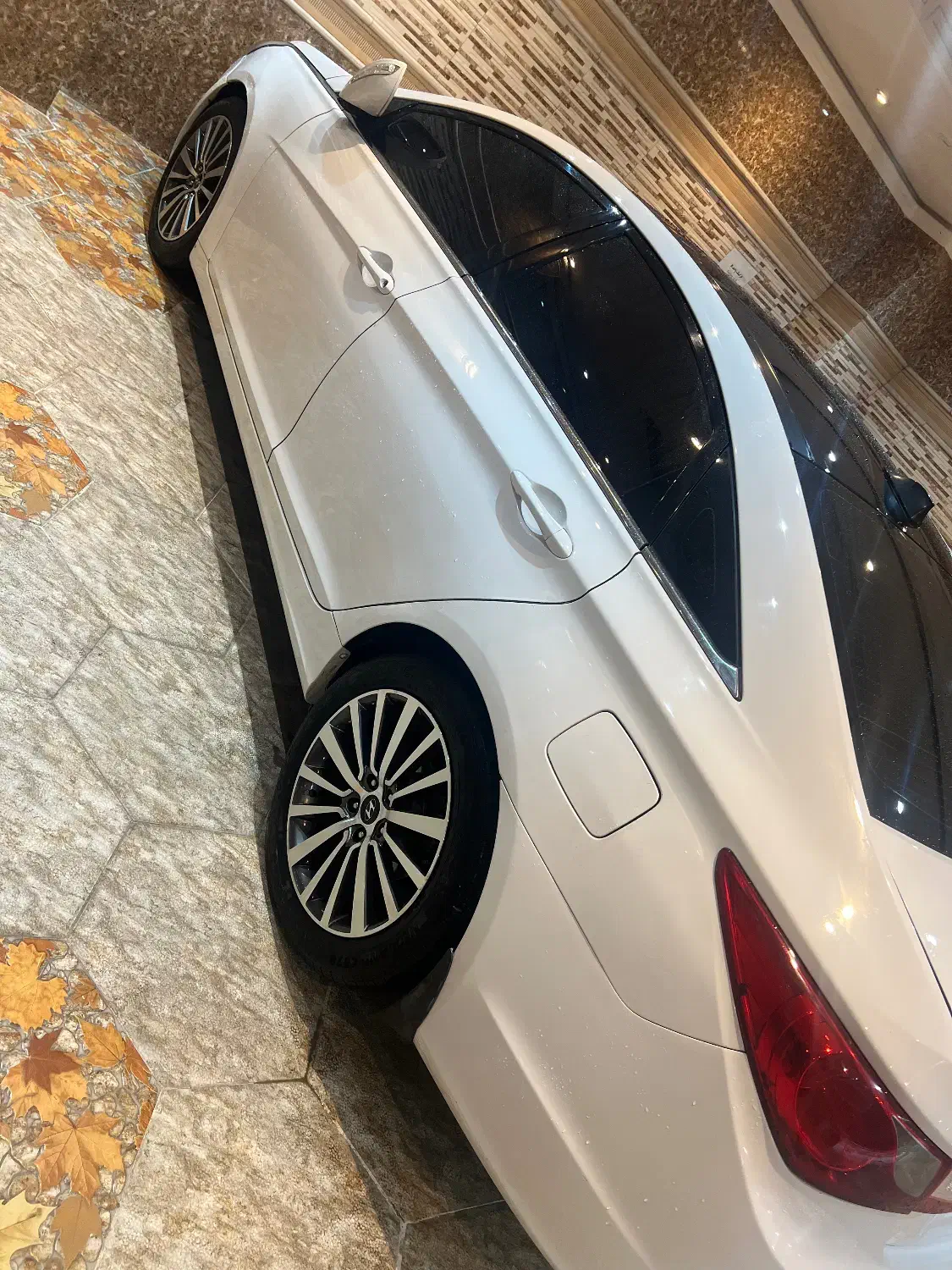 سوناتا yf مدل ۲۰۱۱ بیرنگ|خودرو سواری و وانت|اسلام‌شهر, صادقیه|دیوار