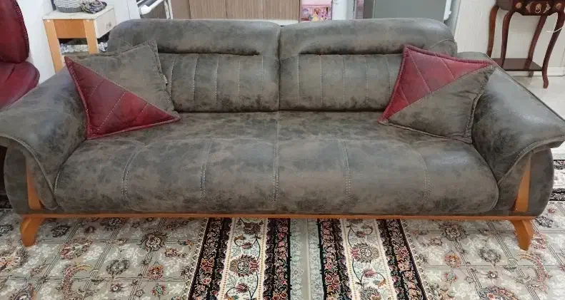 کاناپه تختخوابشو مکانیزه سه نفره|مبلمان خانگی و میز عسلی|مشهد, امیریه|دیوار