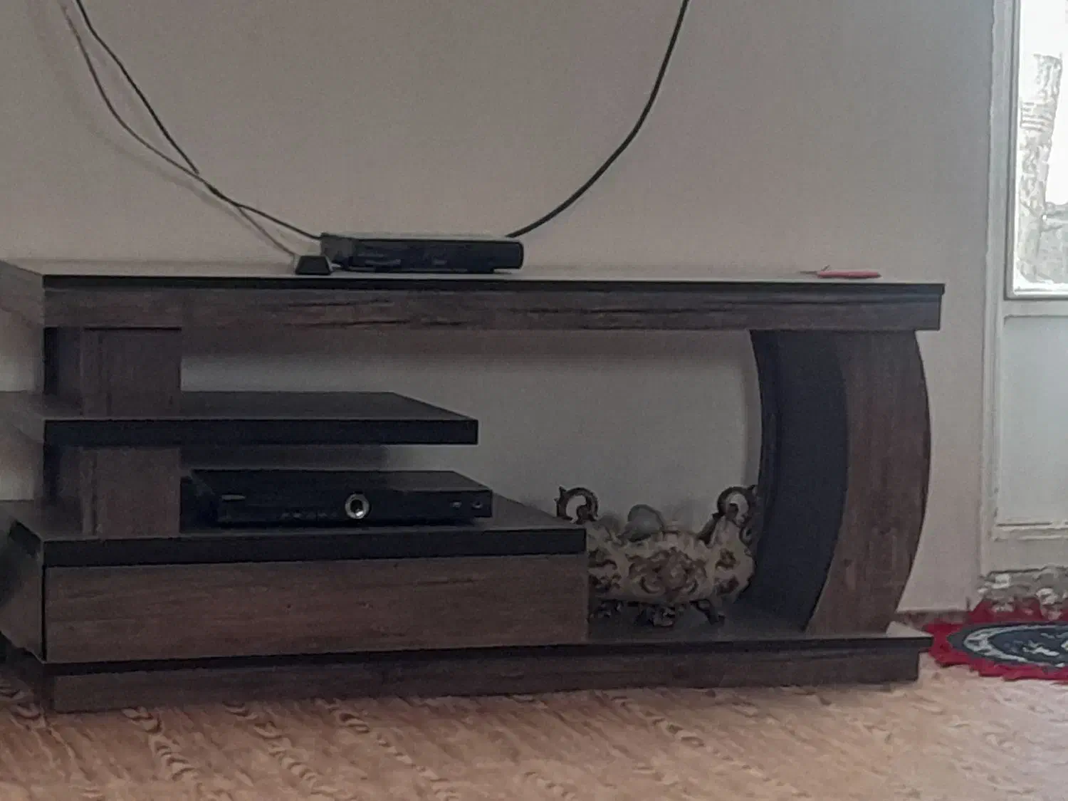 میز ال سی دی سالم|میز تلویزیون|شاهین‌شهر, نسیم ۵|دیوار