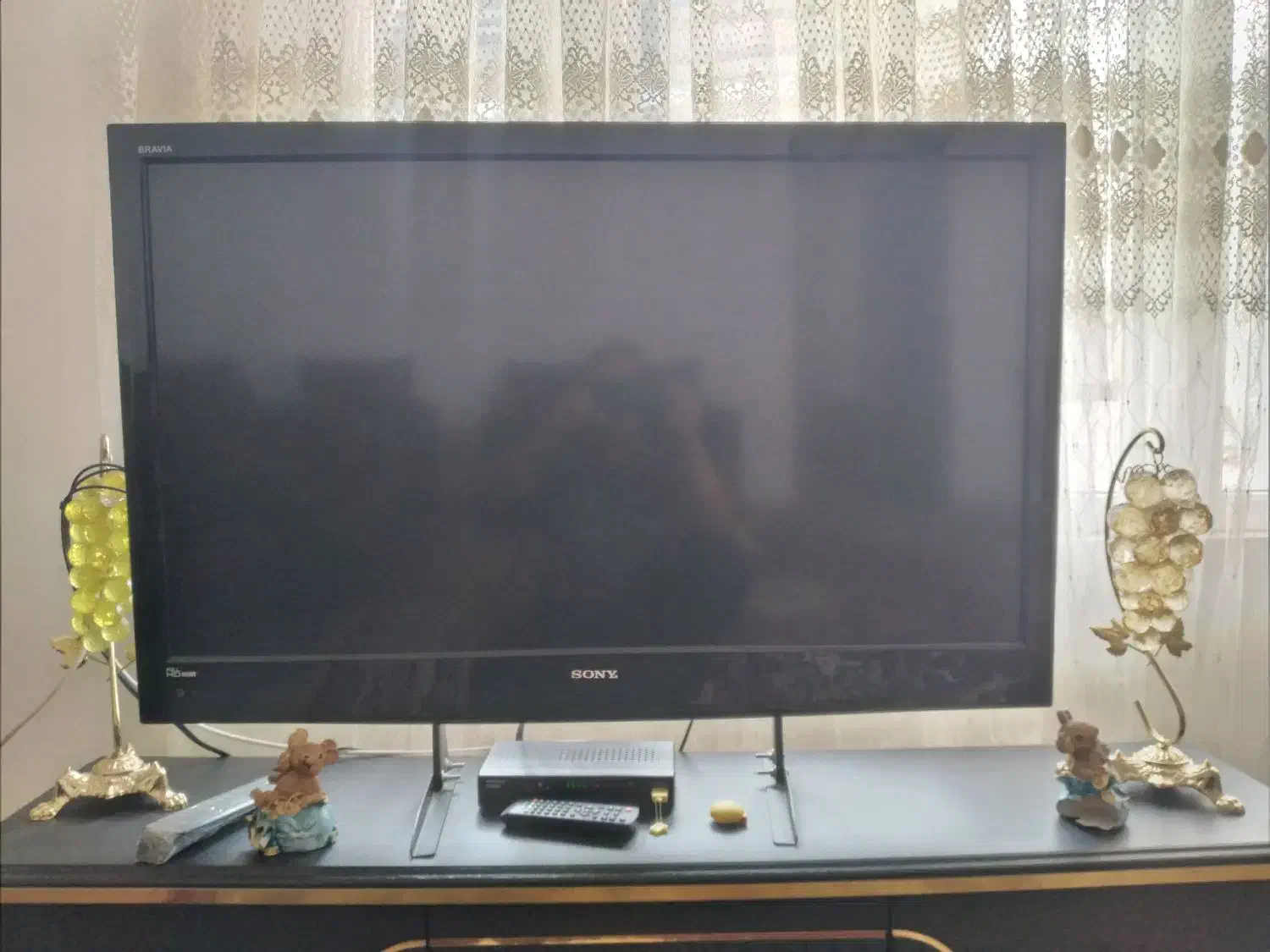 تلویزیون ۴۲ اینچ سونی تمیز و بدون خط وخش|تلویزیون و پروژکتور|چرداول, |دیوار