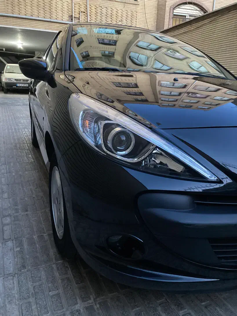 ۲۰۷ ۱۴۰۳|خودرو سواری و وانت|ری, شهادت|دیوار