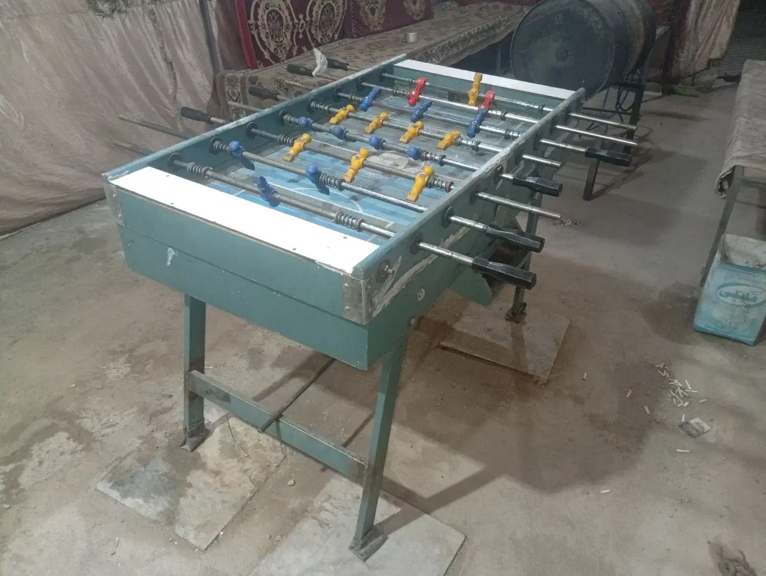 فوتبال دستی اصل قدیمی|تجهیزات ورزشی|مرند, |دیوار