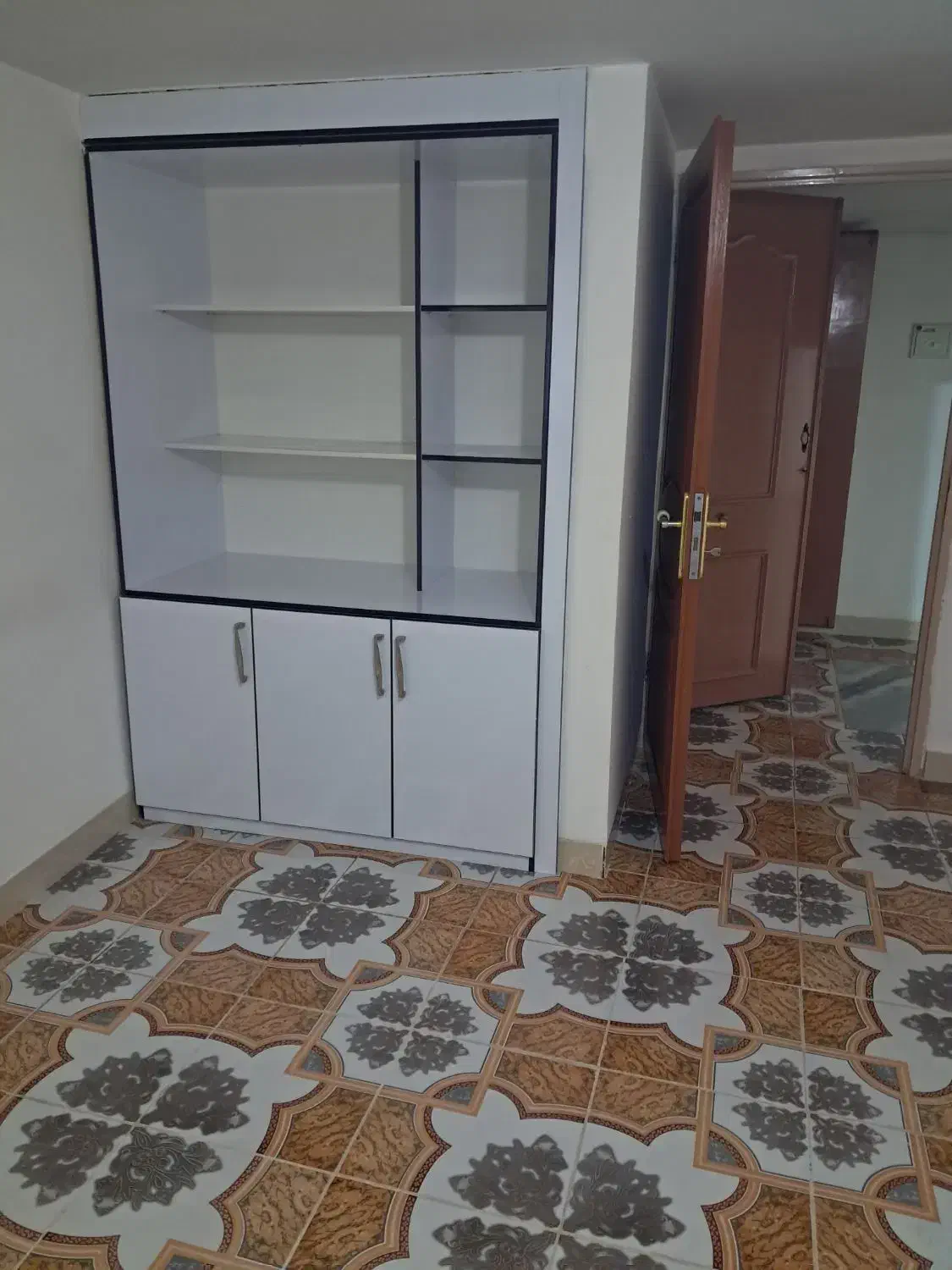 اجاره یک واحد همکف|اجارهٔ خانه و ویلا|قروه, |دیوار