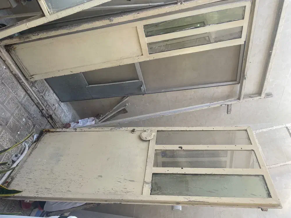 درب و پنجره با شیشه های سالم|مصالح و تجهیزات ساختمان|قرچک, باقرآباد|دیوار