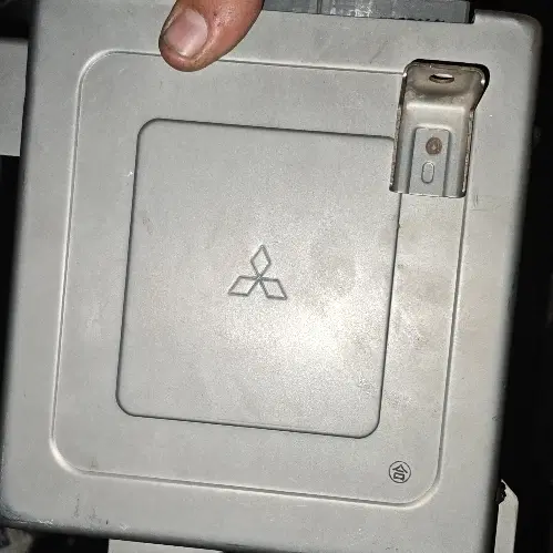 Mitsubishi Ecu engine|قطعات یدکی و لوازم جانبی|فردیس, شهرک سپاه|دیوار
