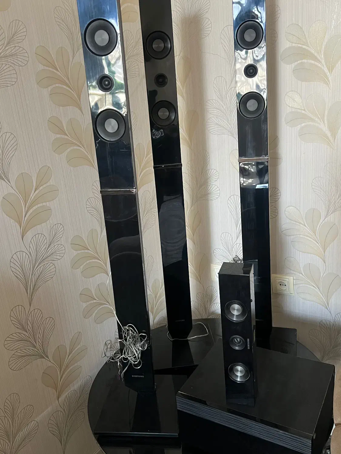 سیمای خانواده در حد نو|سیستم صوتی خانگی|اهواز, شریعتی جنوبی|دیوار