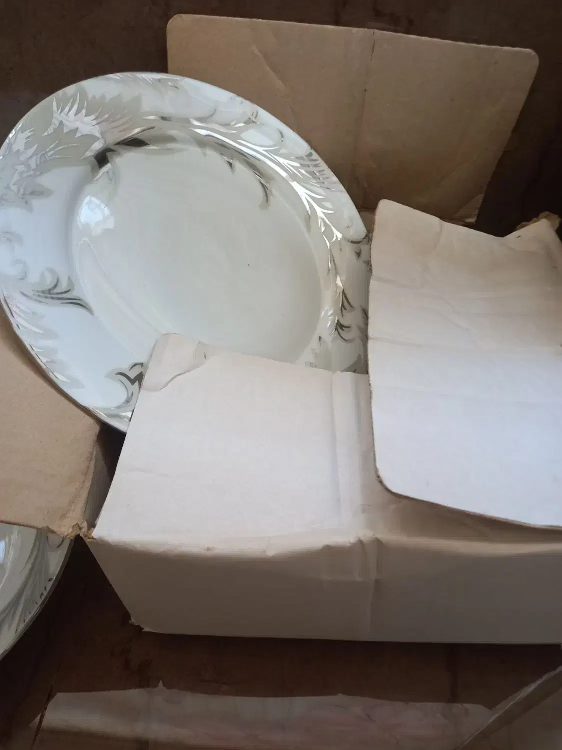 لوازم اشپزخانه|ظروف سرو و پذیرایی|اقبالیه, |دیوار