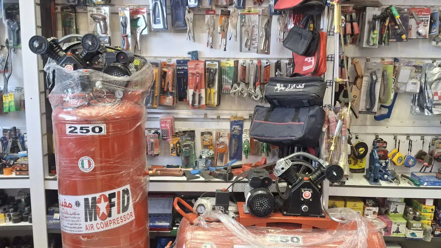 پمپ باد  ۱۰ لیتری تا ۱۰۰۰ لیتری موجوده  ابزار آیتی|ابزارآلات|سبزوار, قلعه‌نو دهزار|دیوار