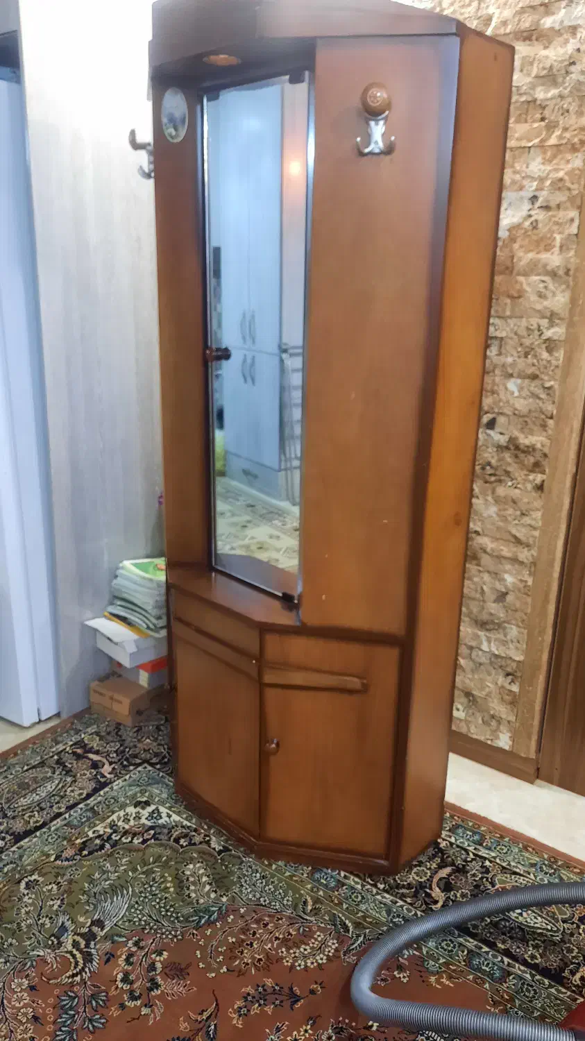 رخت آویز و جاکفشی|جاکفشی، کمد، دراور|تهران, دهم فروردین|دیوار