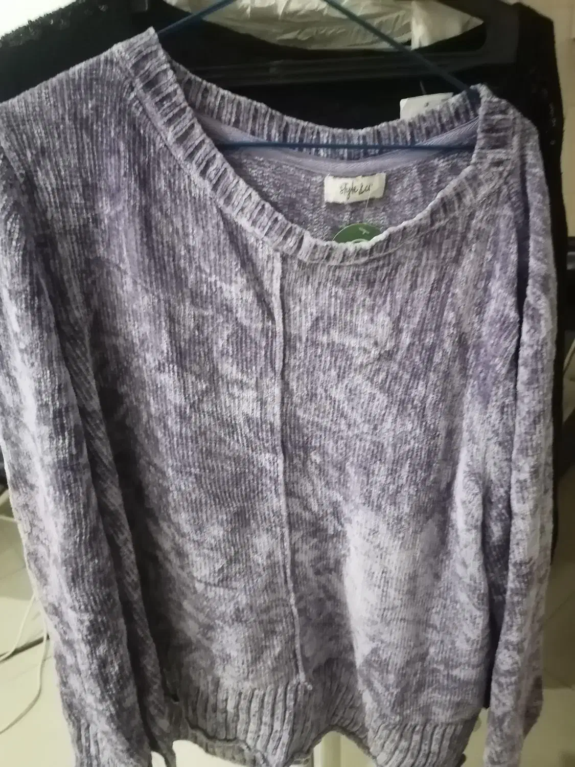 لباس زنانه|لباس|گلبهار, شهر جدید گلبهار|دیوار