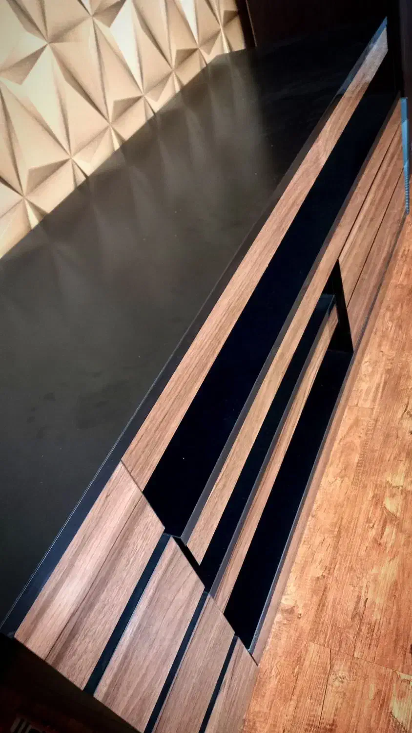 میز تلوزیون کاملا سالم و در حد نو|میز تلویزیون|فولادشهر, A2|دیوار