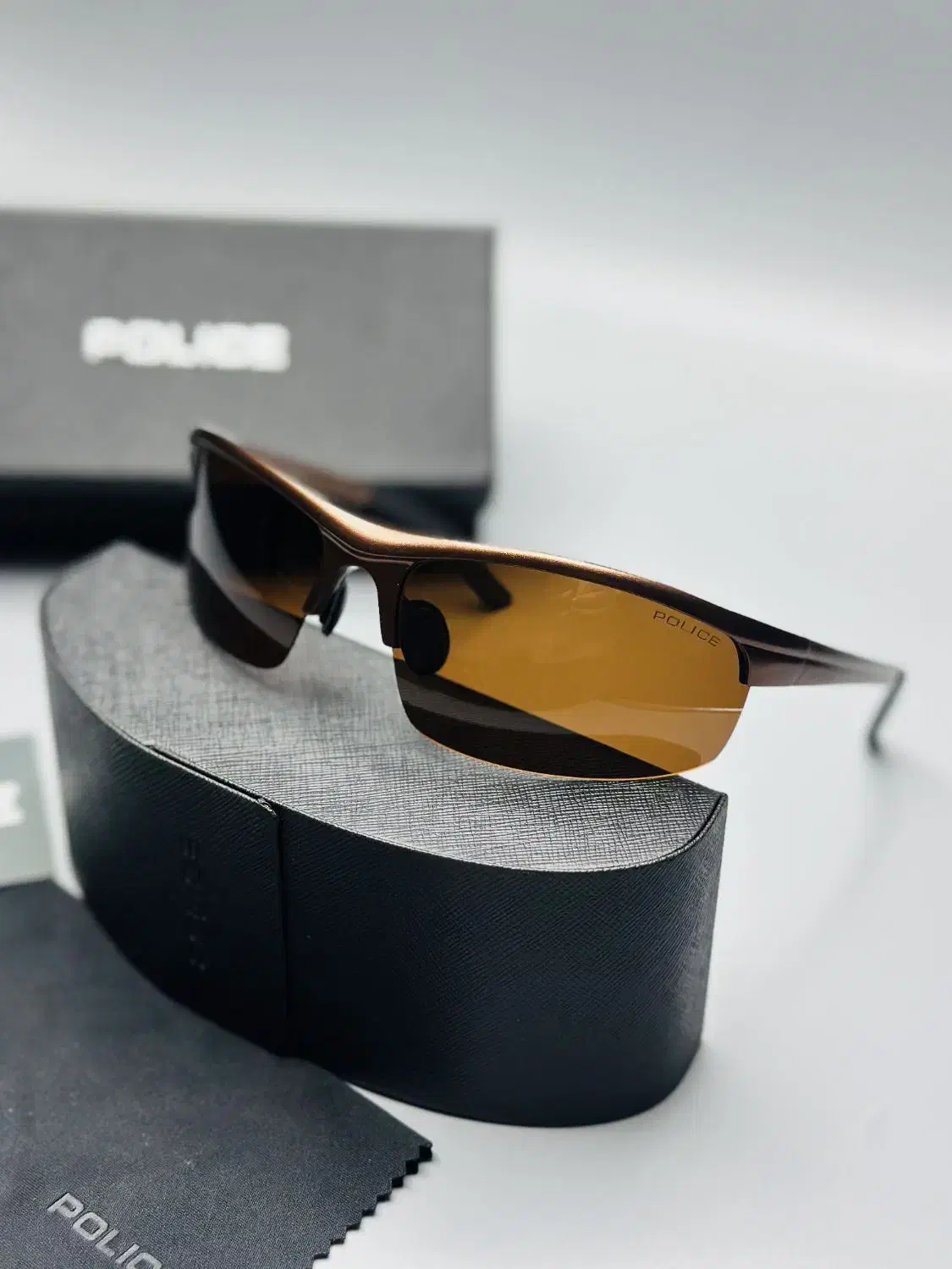 عینک پلیس المینیوم|بدلیجات|مشهد, چهارچشمه|دیوار