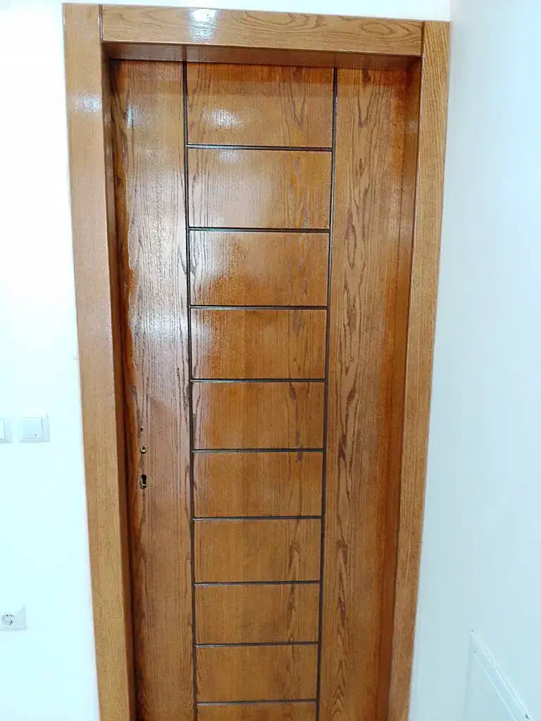 رنگ‌کاری فراورده های چوبی|خدمات پیشه و مهارت|خمینی‌شهر, |دیوار