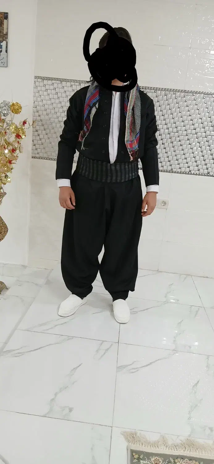 لباس کردی|لباس|کوهدشت, |دیوار