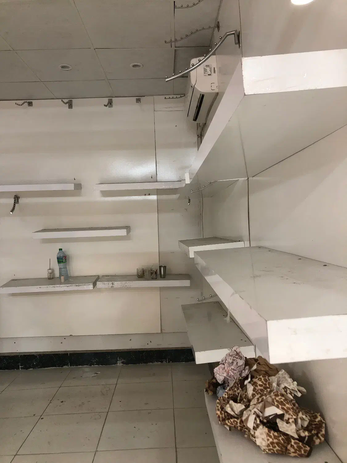 دکور مغازه ام دی اف|فروشگاه و مغازه|فیروزآباد (فارس), |دیوار