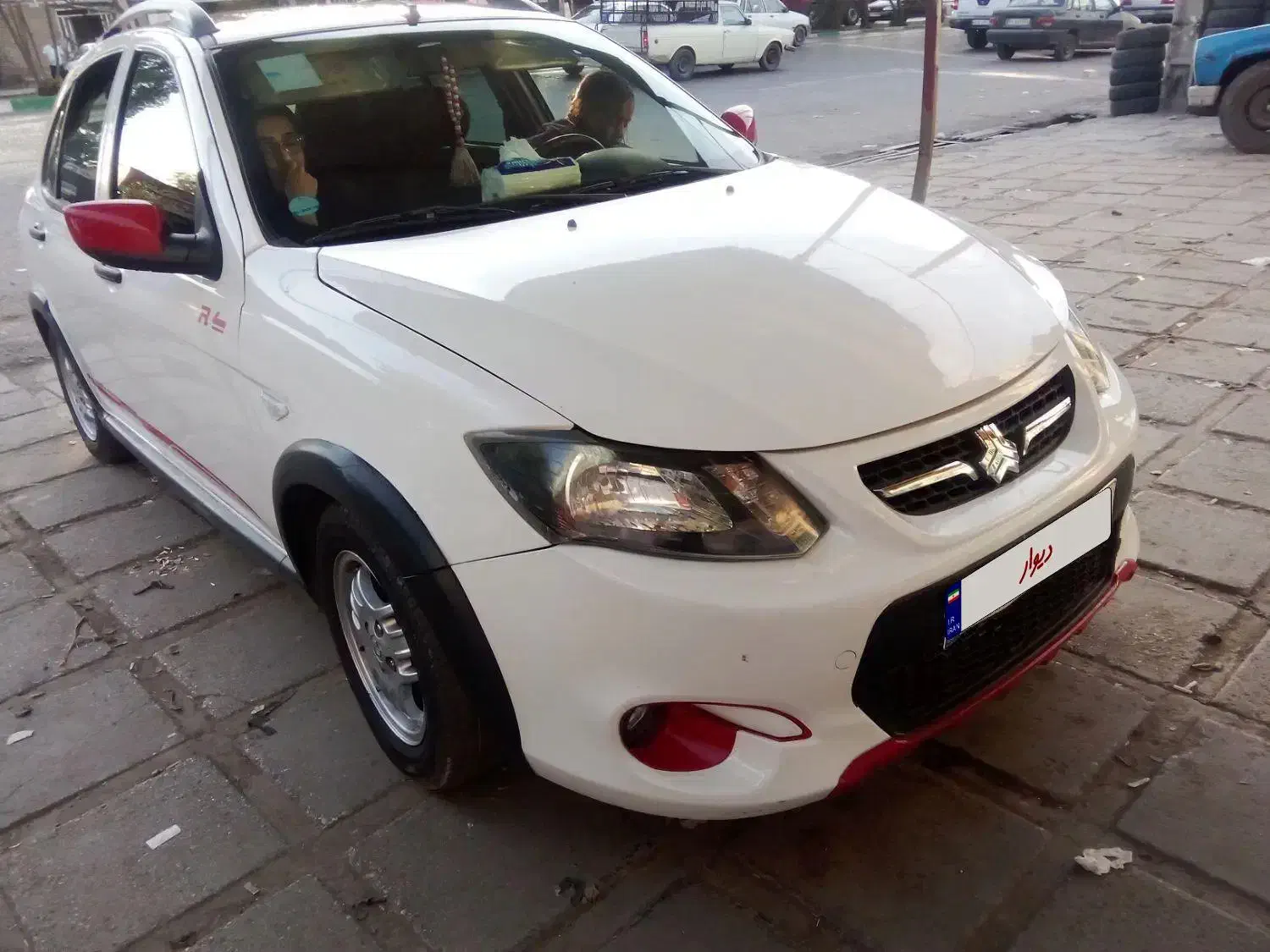 کوییک r1401|خودرو سواری و وانت|پرند, فاز ۵|دیوار