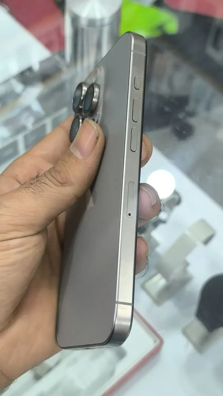 اپل iPhone 15 Pro با حافظهٔ ۲۵۶ گیگابایت|موبایل|دزفول, |دیوار