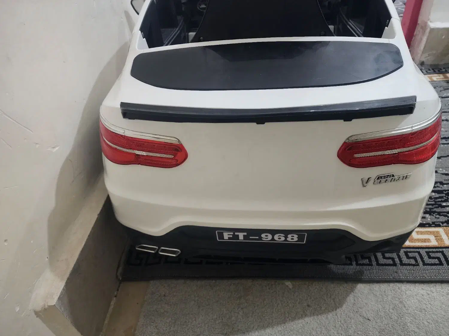 ماشین شارژی دو موتوره|اسباببازی بچه|میناب, |دیوار