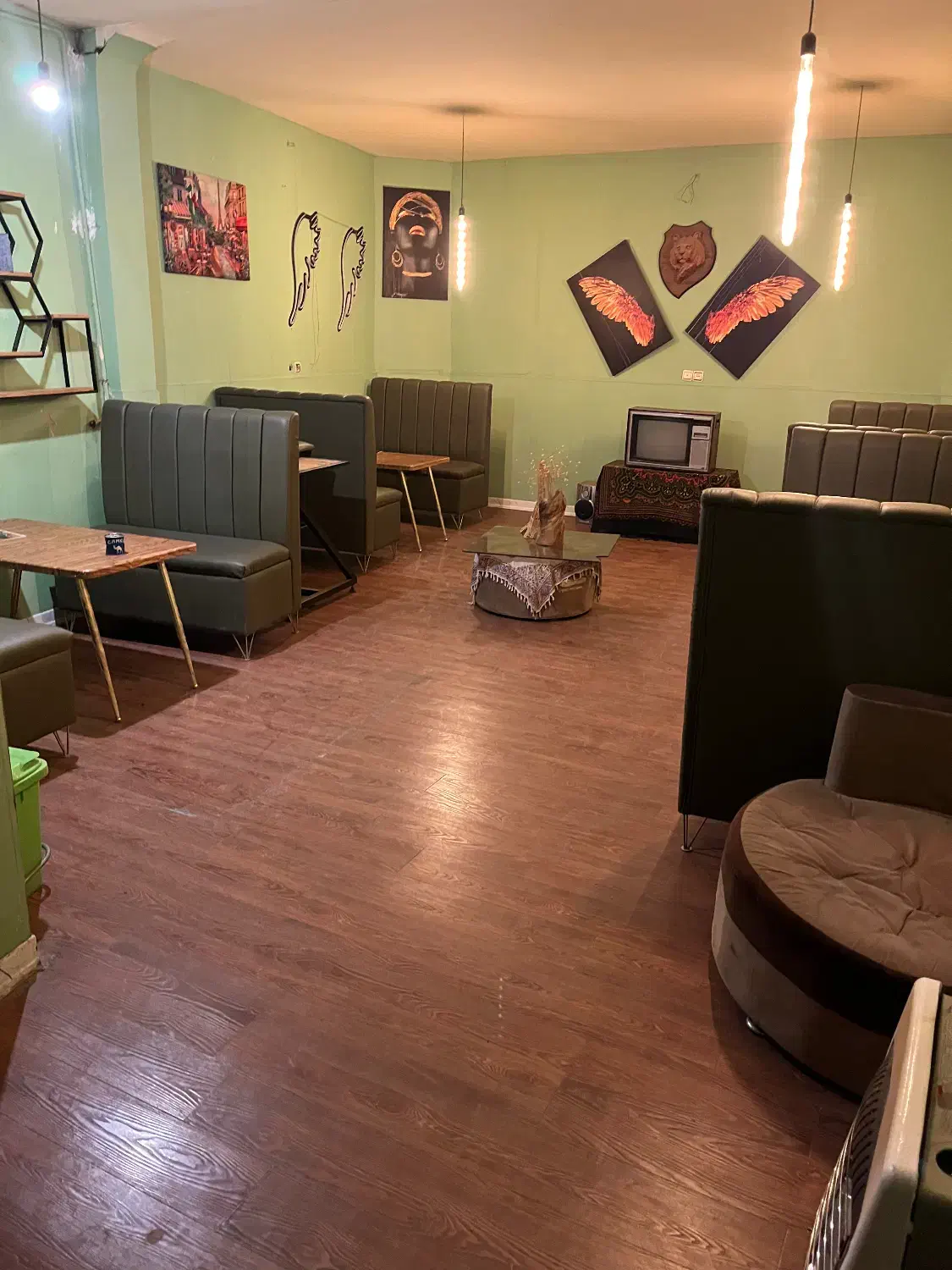 فروش کافه فست فود ایفل|اجارهٔ مغازه و غرفه|کوهدشت, |دیوار