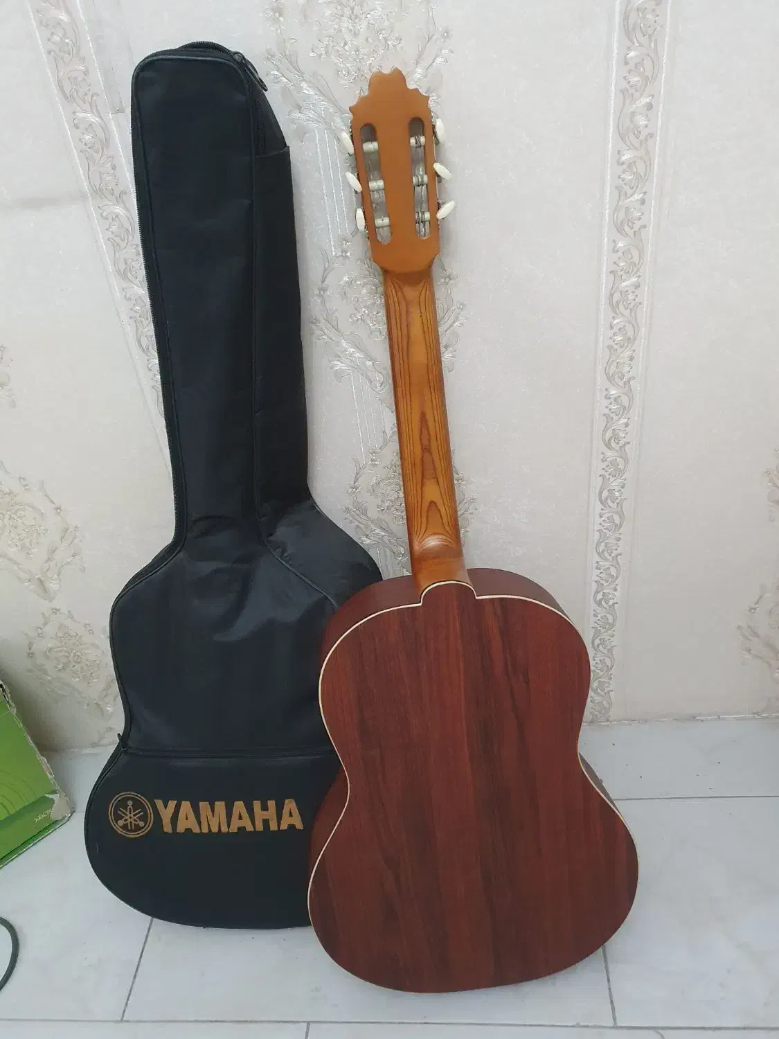 گیتار نو همراه با کیف|گیتار، بیس، امپلیفایر|چهاردانگه (تهران), |دیوار