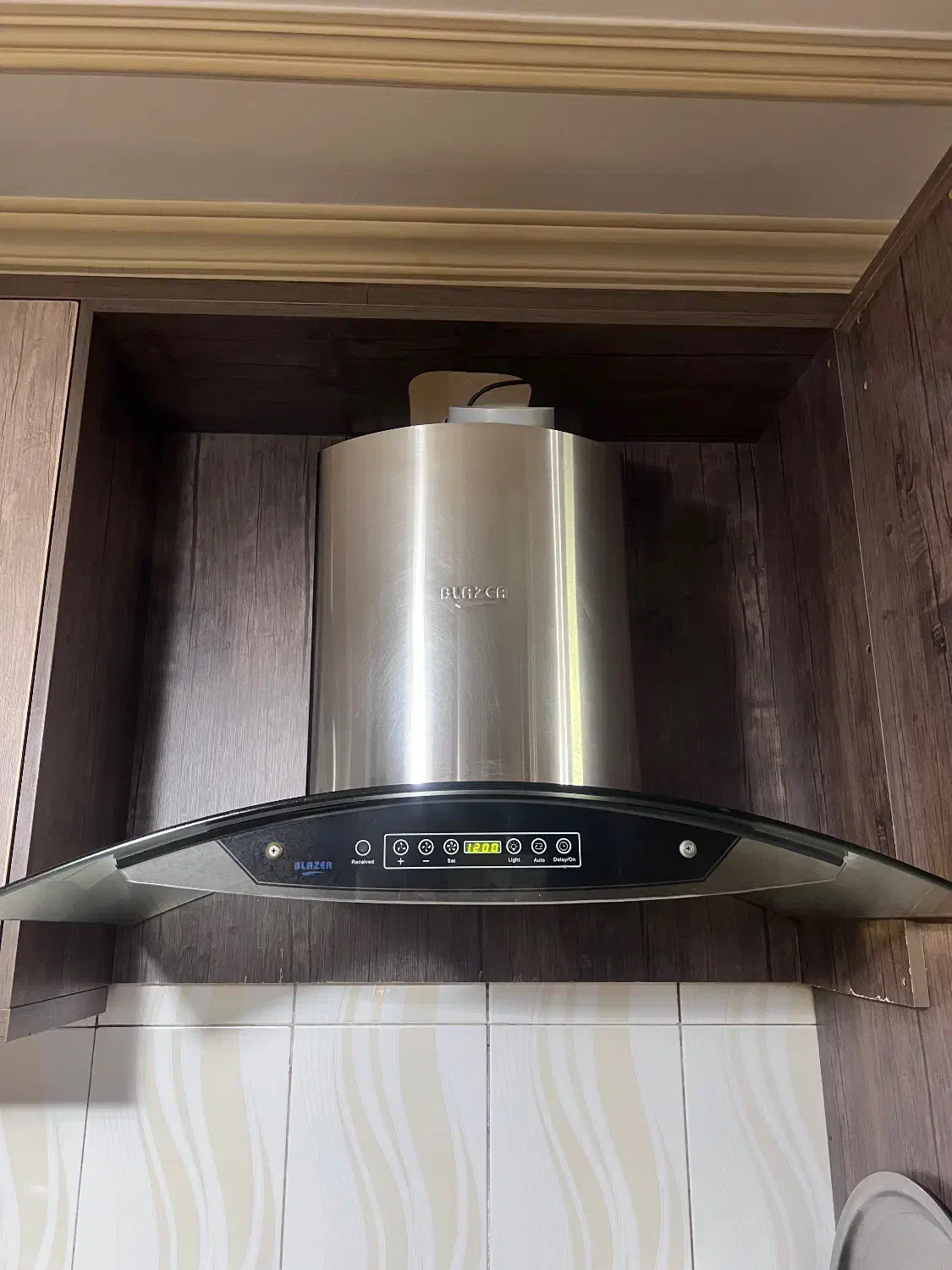 فر کن|هود|تبریز, |دیوار