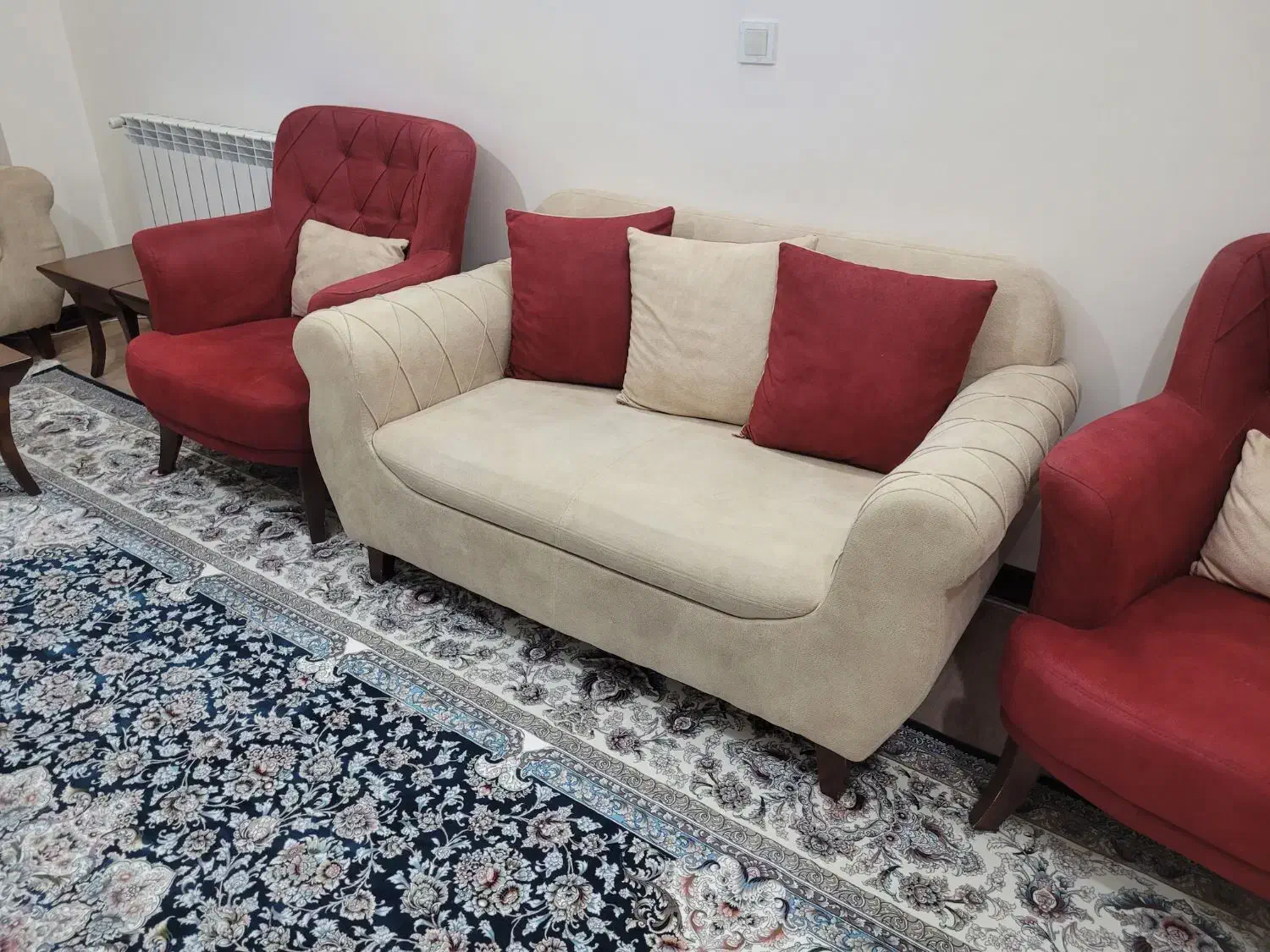 مبل|مبلمان خانگی و میز عسلی|اسلام‌شهر, باغ فیض|دیوار