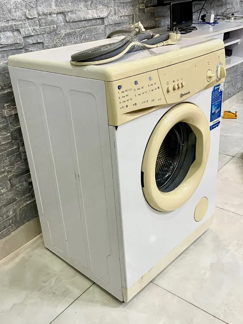 ماشین لباسشویی ۷ کیلویی|ماشین لباسشویی و خشککن لباس|رشت, دیانتی|دیوار