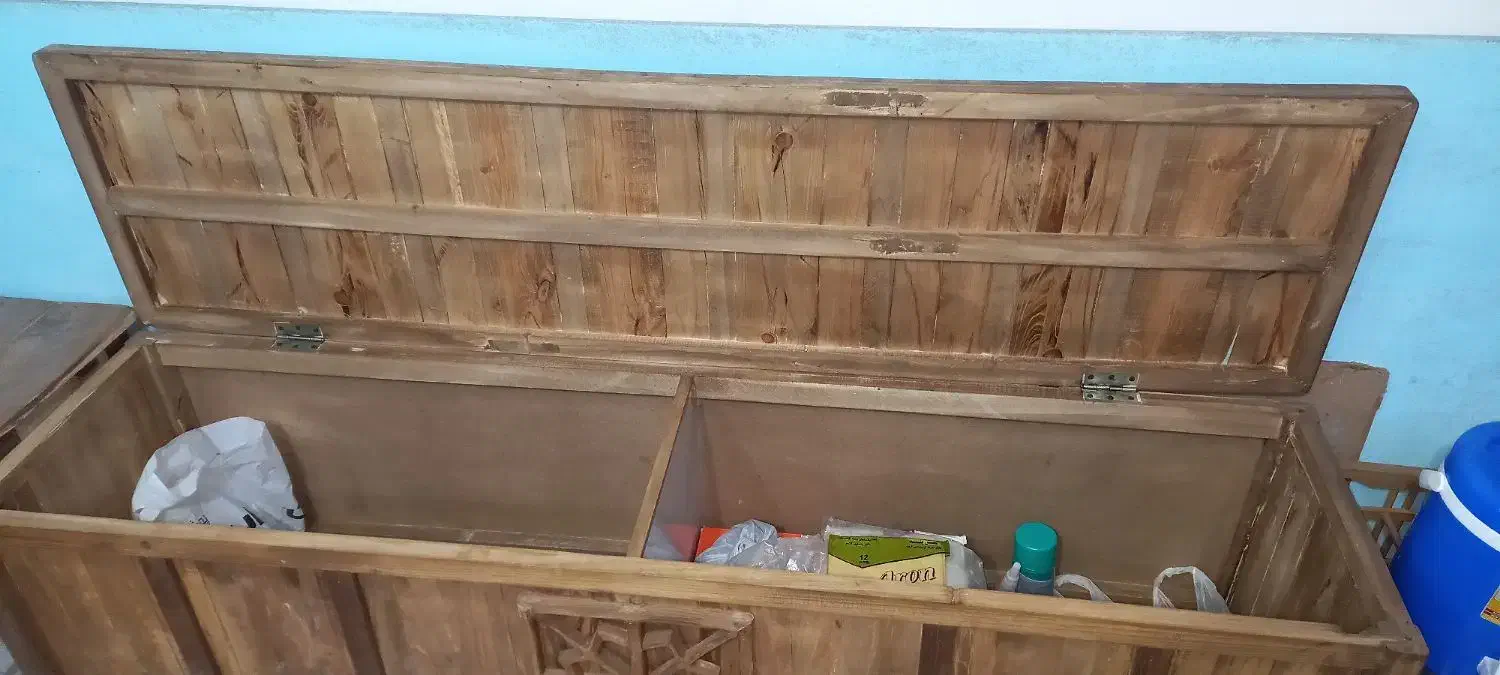 نیمکت ، پاف و صندوقچه چوبی|صندلی و نیمکت|بیرجند, |دیوار