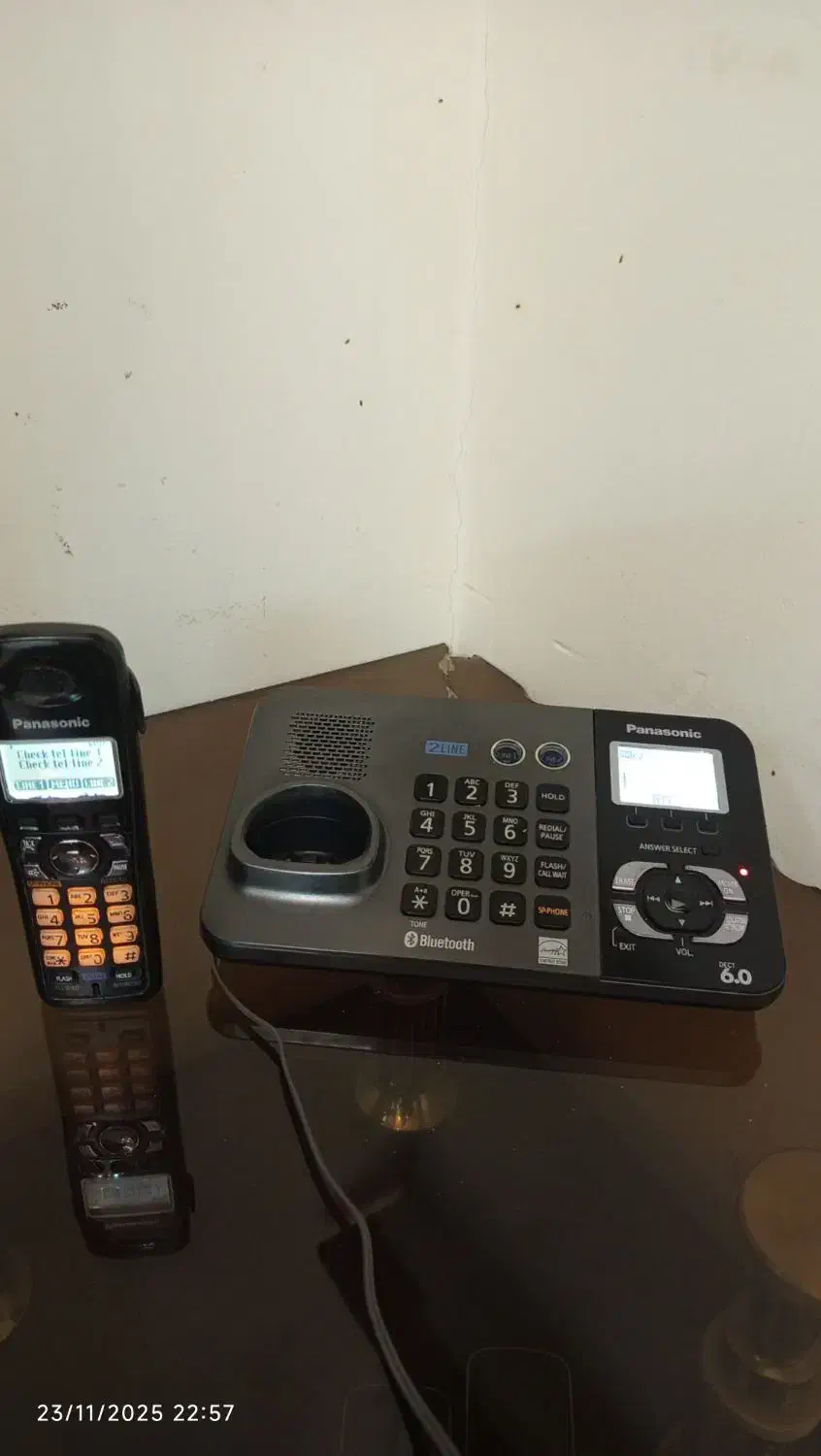 تلفن بیسیم پاناسونیک 9381دو خط مالزی منشی دار|تلفن رومیزی|مشهد, زیبا شهر|دیوار