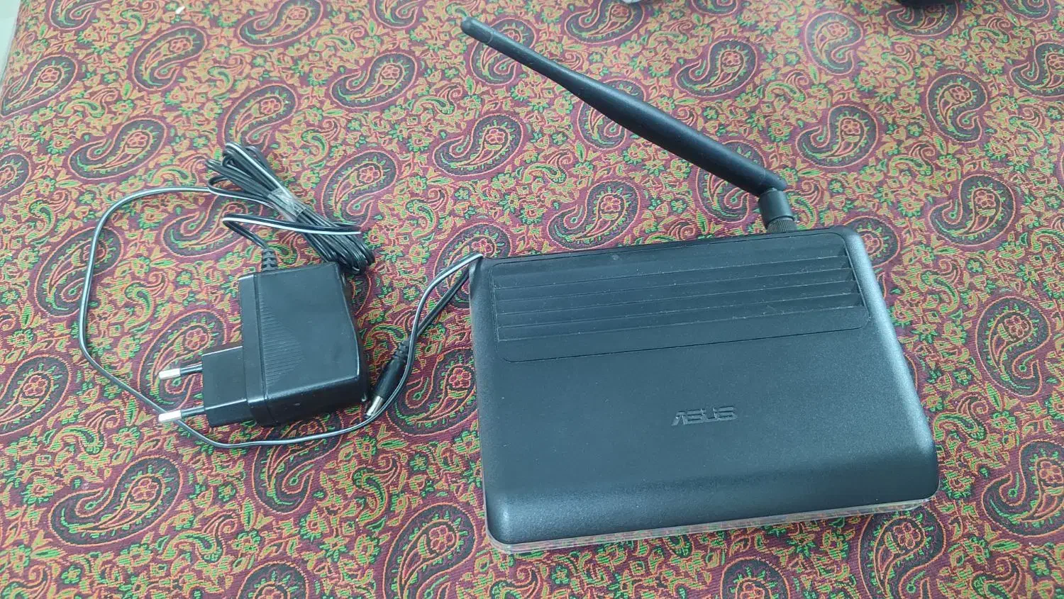 مودم ایسوس adsl|مودم و تجهیزات شبکه|ملایر, |دیوار