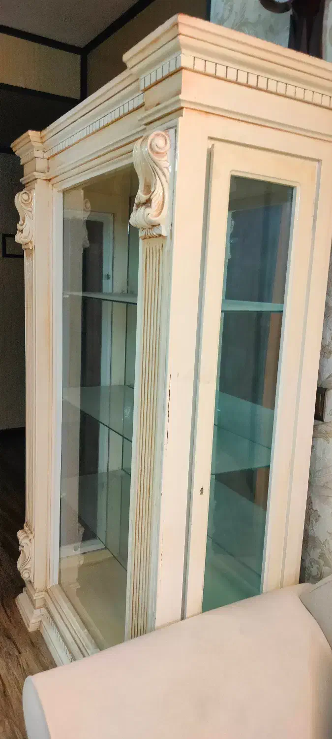 ویترین چوب کامل|بوفه، ویترین، کنسول|اصفهان, کوی شهید کشوری|دیوار