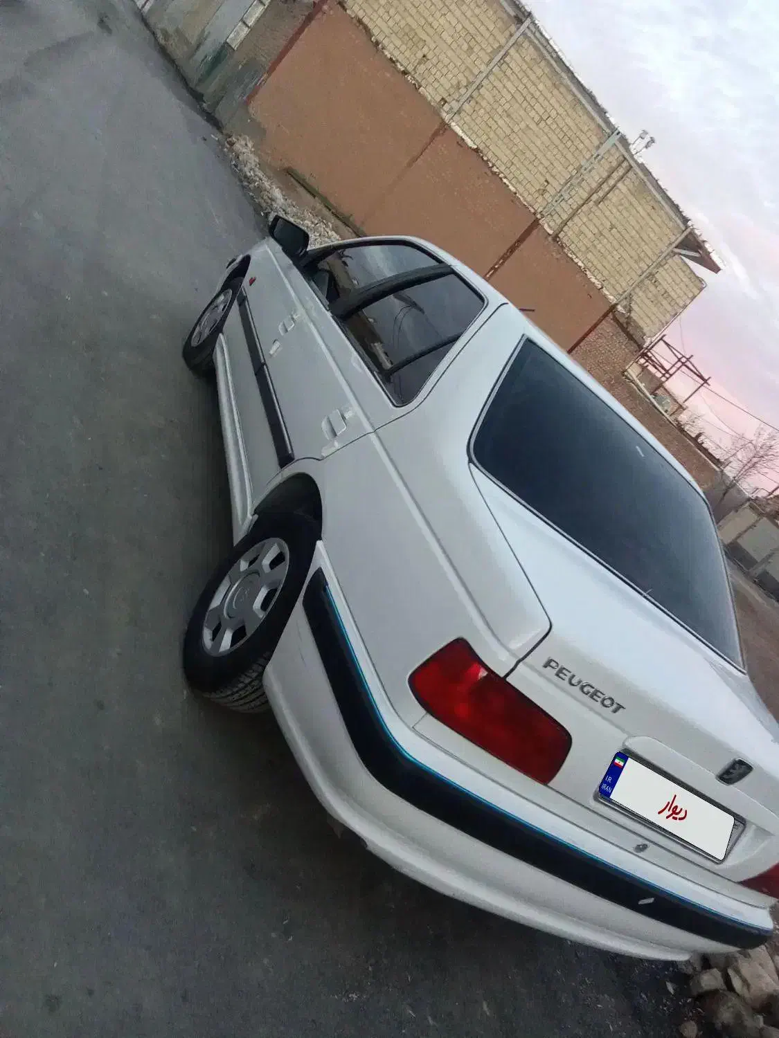 پژو پارس مدل ۹۶|خودرو سواری و وانت|کوهدشت, |دیوار