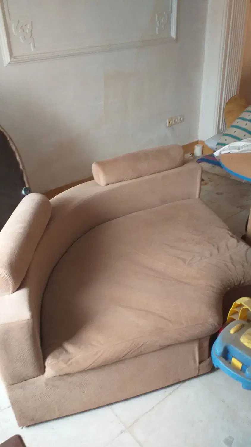 مبل راحتی|مبلمان خانگی و میز عسلی|رشت, جهاد|دیوار